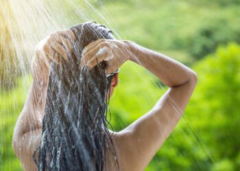 How often you need to wash your hair – solved!